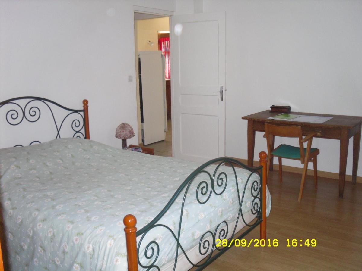 Maison - Chambre D'Hote Situee Au Coeur D Asfeld Kültér fotó
