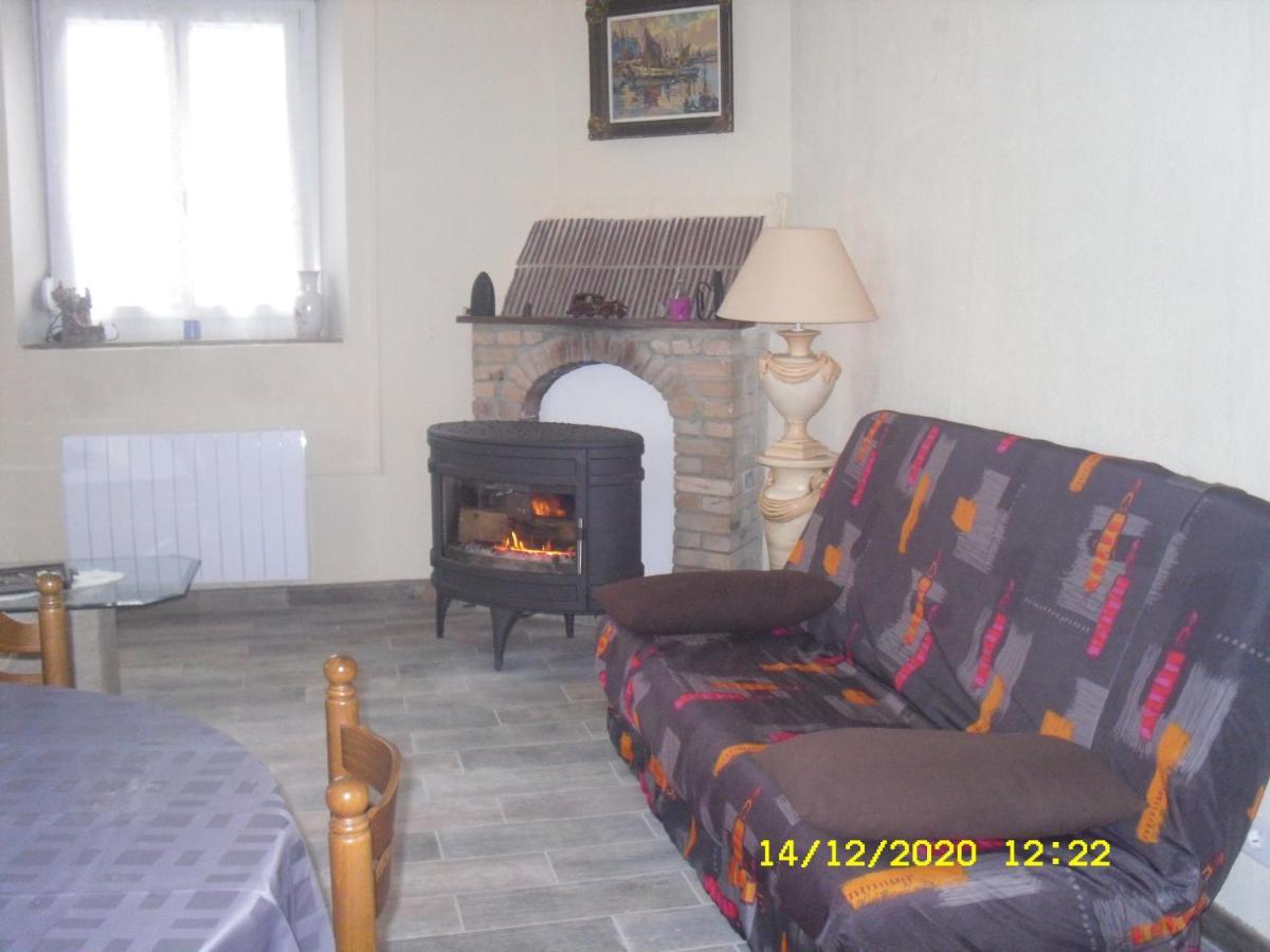 Maison - Chambre D'Hote Situee Au Coeur D Asfeld Kültér fotó